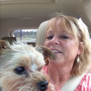 Meet your Posher, Pam